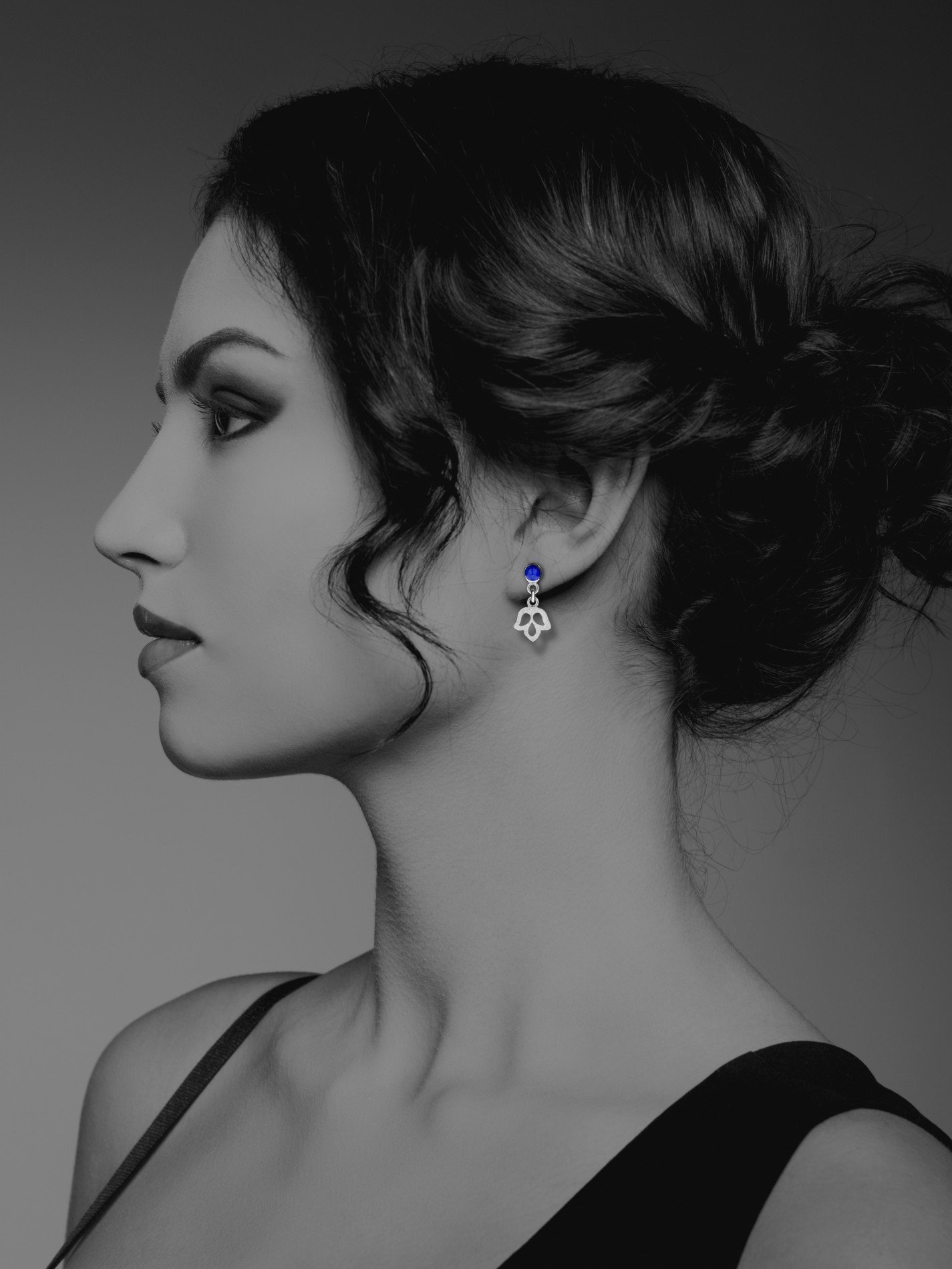 Alina Blossom earrings silver lapis