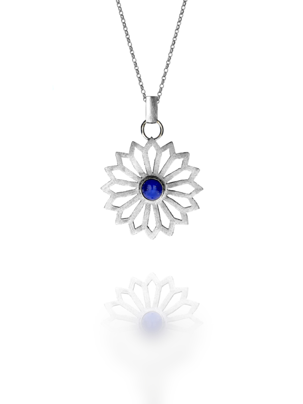 Alina Flower lapis pendant