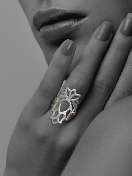 Bloom ring