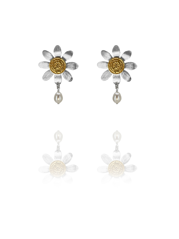 One Coin Persian Rosette Pearl earrings